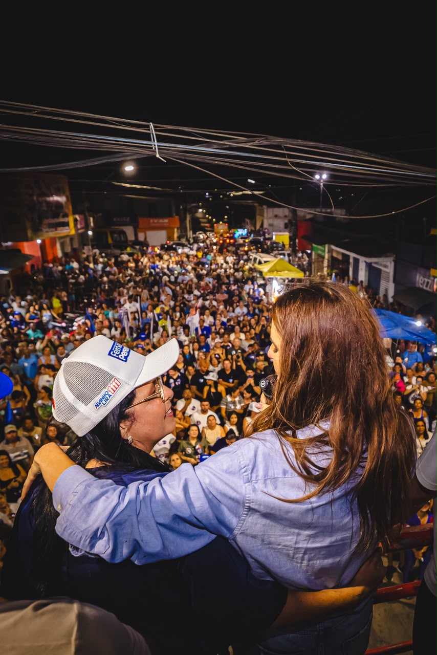 Marina JHC é recebida por multidão em Lagoa da Canoa e celebra apoio da prefeita Edilza Alves