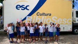 BiblioSesc promove incentivo à leitura no Lar São Domingos