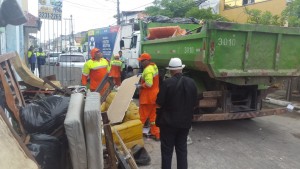 Superintendência Municipal de Limpeza Urbana (Slum) iniciou, nesta quinta-feira (14), a 19ª operação de combate ao acúmulo de lixo em residências. 