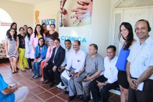 representantes do governo do Nepal e do Fundo das Nações Unidas pela Infância (Unicef).