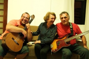 A maior estrela da música alagoana cantará Chico, Caetano, Sérgio Endrigo e Gloria Estefan no restaurante Comedoria Gourmet, sábado (28), às 20h.