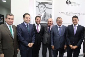 Homenagem ao pai do ministro reuniu autoridades no Fórum da Comarca, nesta sexta (3)