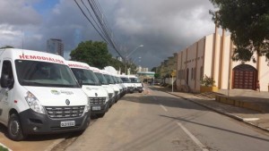 Entrega-de-10-novos-veículos-para-transporte-de-pacientes-da-hemodiálise.-2-1024x576