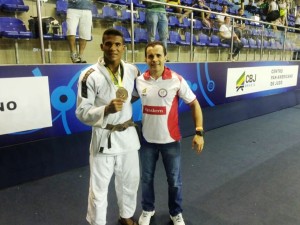 Ouro no Campeonato Brasileiro de Judô/Região II, em Natal (RN), em Lauro de Freitas (BA), o judoca, de 17 anos, competiu com atletas mais velhos.