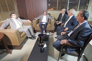  Encontro ocorreu na tarde desta segunda (25), na Assembleia Legislativa do Estado