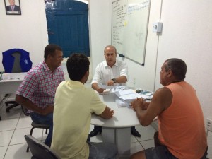 Termo de Ajustamento de Conduta (TAC) será formalizado entre município e donos de embarcações .