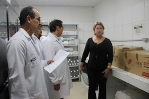 Semarh entregou reagentes e vidraçarias que serão destinadas ao laboratório do Instituto do Meio Ambiente (IMA).