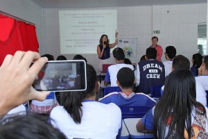 Palestra ocorreu nesta quinta (1º), na Escola José Haroldo da Costa