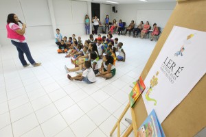 Atividade alusiva à Semana Nacional do Livro e da Biblioteca foi promovida, nesta quarta-feira (26), pelo PCJE e pela Biblioteca Geral