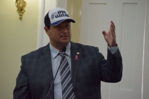 Dudu Hollanda destaca manifestações em defesa da vaquejada 