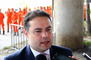 Durante a solenidade de promoção da turma de praças do Corpo de Bombeiros, desta terça-feira (29). o governador Renan Filho lamentou com imenso pesar a tragédia.