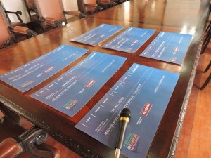 Ao todo, foram R$15.500,00 em premiações para melhores canções e intérpretes. Na manhã desta quarta-feira (21), os vencedores receberam as premiações do Festival.