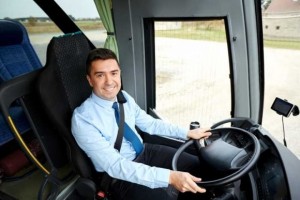 Secretaria do Trabalho disponibiliza nesta segunda-feira (30) dez vagas para motorista de ônibus rodoviário.