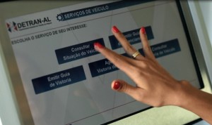 Detran faz manutenção do sistema interno e serviços estarão temporariamente indisponíveis a partir das 17h desta quarta-feira (18).