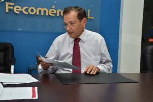 Fecomércio estima que 650 mil alagoanos recebam entre meio (1/2) e dois salários mínimos.