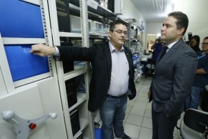 Governador durante lançamento de editais científicos na Fapeal nesta segunda-feira (9): Renan Filho ressaltou importância da produção científica para Alagoas do futuro.