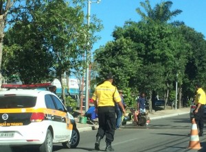 Agentes de trânsito estarão realizando rondas no local das obras até o próximo sábado (21) 