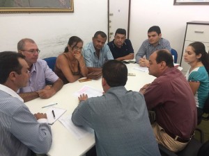 Anúncio foi feito na manhã desta quarta-feira (08) em reunião com o Sindicato dos Funcionários Municipais de Anadia. Servidores receberão 13º salário dia 10 de fevereiro 