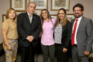 Jogadora Marta visitou o Tribunal de Justiça nesta quarta (22). Foto: Caio LoureiroJogadora Marta visitou o Tribunal de Justiça nesta quarta (22)