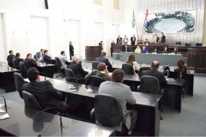 Mobilização iniciada pela Fecomércio contou com o apoio dos deputados Tarcizo Freire (PP) e Jó Pereira (PMDB)