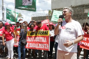 ato-pblico-defesa-justia-do-trabalho-trtal_33719429776_o