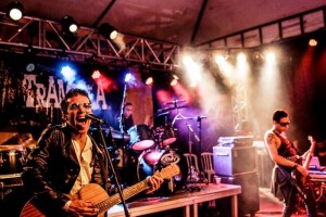 Evento acontecerá nesta sexta-feira (7), a partir das 22h, no Black Out Pub, no bairro da Jatiúca