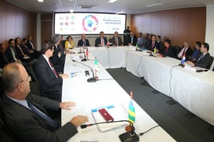 1105_GOVERNADORES_2