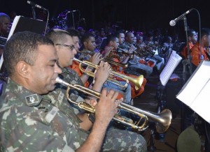 15164417082017_banda