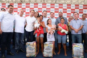 assinatura_da_ordem_de_servico_para_a_execucao_da_recuperacao_de_nove_estacoes_de_tratamento_de_agua_do_sertao_alagoano_credito_marcio_ferreira_20171125_2019640702