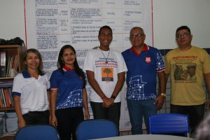 jonatha_jovem_senador_e_equipe_da_escola_edite_machado_-_fotos_jose_demetrio_72_20171101_1050705438