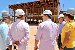 visita_hospital_metropolitano_marcio_ferreirahospital_da_mulher_e_central_de_delegacias___20171229_1368570019